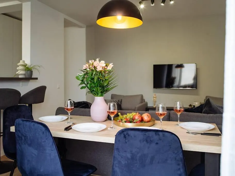 Angel - Old Town Centre Apartment Bucharest